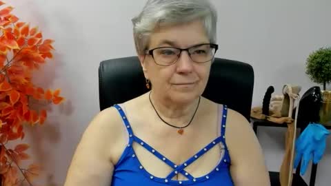 I R I S online show from 09-18-25, 06:26