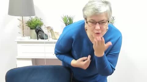 I R I S online show from 01-19-26, 07:01