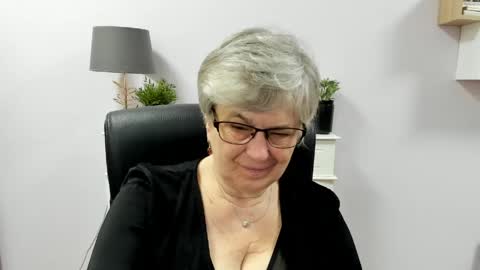 I R I S online show from 05-06-26, 06:19