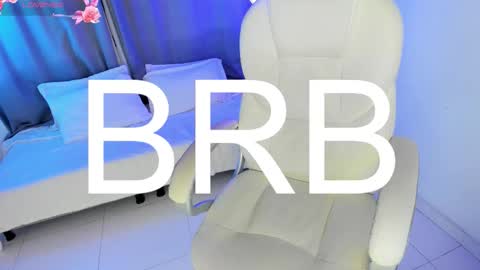 Snapshot of irisbeel chatting on 03-18-26, 03:42 irisbeel online show from 03-18-26, 03:42