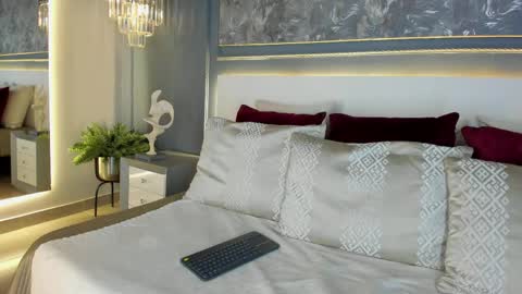    online show from 03-27-26, 03:45