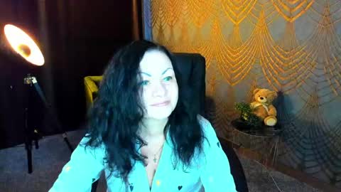 Iris online show from 05-22-26, 11:38