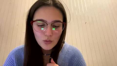 irisss31 online show from 01-04-25, 07:44