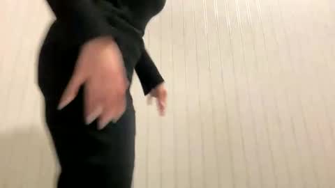 irisss31 online show from 03-08-25, 06:37