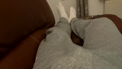 Snapshot of irnbru7 chatting on 02-12-25, 08:18 Sc - andrew vernel online show from 02-12-25, 08:18