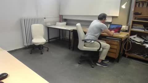 Snapshot of ironchrome chatting on 10-01-25, 08:09 IronChrome online show from 10-01-25, 08:09