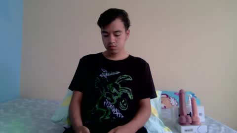 Snapshot of irondante01 chatting on 04-15-26, 12:12 irondante01 online show from 04-15-26, 12:12