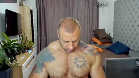 ironhulk22 online show from 07-15-26, 09:58