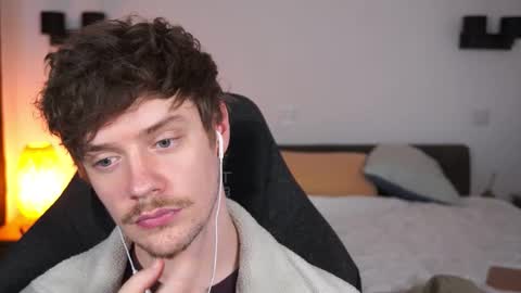 Sam online show from 10-03-25, 03:53