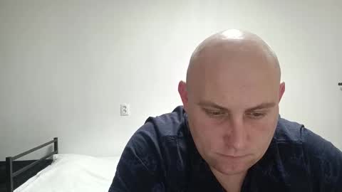 Snapshot of ironwolf_ chatting on 01-08-26, 08:44 Mark online show from 01-08-26, 08:44