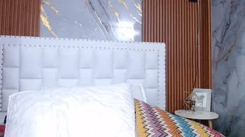 Sandy  online show from 12-23-24, 12:08