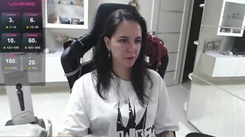 Snapshot of irwi_tomboy chatting on 09-26-25, 06:45 Irwi Tomboy online show from 09-26-25, 06:45