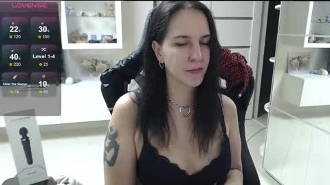 Snapshot of irwi_tomboy chatting on 10-13-25, 09:37 Irwi Tomboy online show from 10-13-25, 09:37