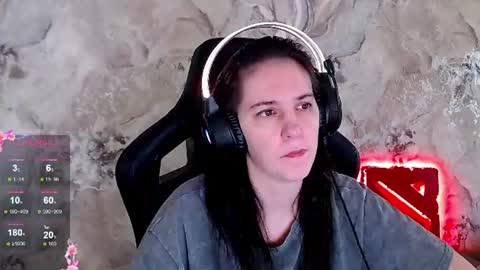 Irwi Tomboy online show from 06-14-26, 09:55