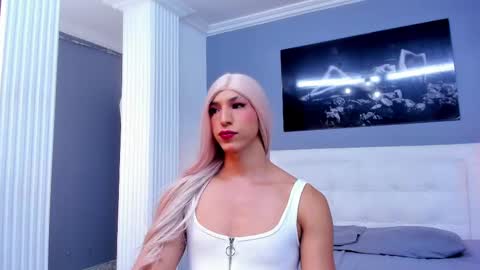 Snapshot of isa_lancaster chatting on 02-27-25, 07:26 Isa Lancaster online show from 02-27-25, 07:26