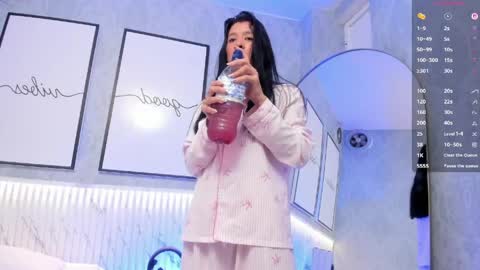    online show from 05-18-26, 10:21