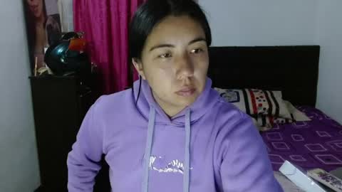 Snapshot of isa_mey chatting on 05-10-26, 01:11 Isa online show from 05-10-26, 01:11