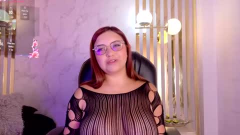 Snapshot of isaa_lopez chatting on 05-14-26, 08:04 Isa online show from 05-14-26, 08:04