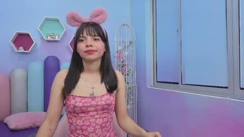 Isaa Skinny  online show from 04-17-26, 03:31