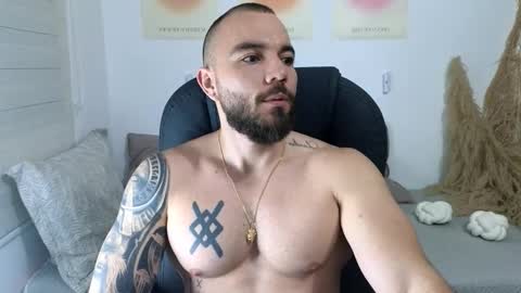 Isaac carter online show from 11-18-25, 11:03