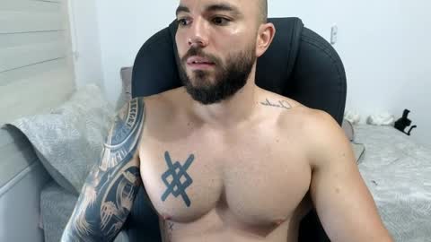 Snapshot of isaac_carter chatting on 04-16-26, 10:38 Isaac carter online show from 04-16-26, 10:38