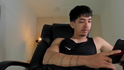 isaac_cryston online show from 12-22-25, 08:06