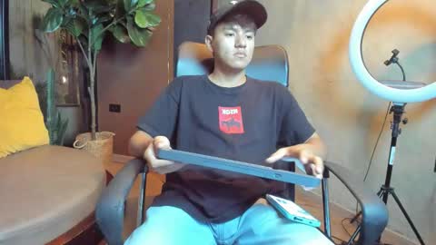 isaac_grimm online show from 02-05-26, 03:11