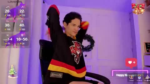 isaac online show from 11-30-25, 09:52