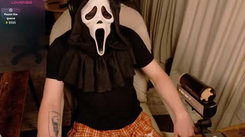 isaac online show from 05-17-26, 01:58
