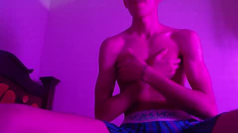 isaac online show from 12-21-24, 01:58