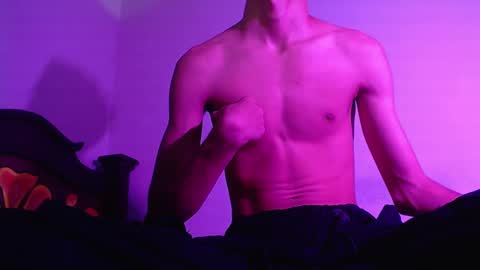 isaac online show from 12-28-24, 02:01