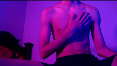 isaac online show from 02-21-25, 04:51