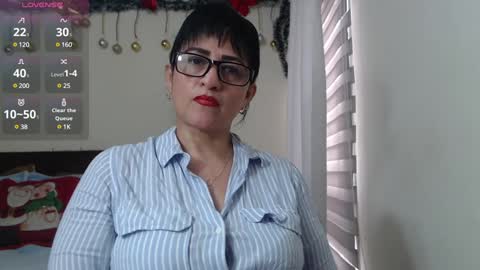 Isabeel Sofia online show from 01-05-25, 03:02
