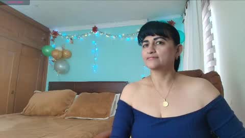 Isabeel Sofia online show from 06-06-26, 02:22