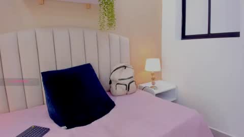 isabel_palmer online show from 07-14-26, 06:57