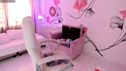isabela_fiorelli online show from 06-11-26, 02:04