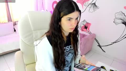 isabela_fiorelli online show from 06-13-26, 01:42