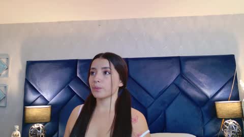 IsabelaCampbell online show from 05-18-26, 06:47
