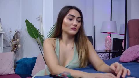 Isa online show from 02-23-25, 07:07