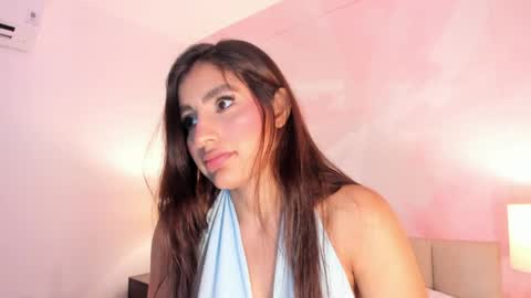 Snapshot of isabelastefano chatting on 05-19-26, 03:02 isabelastefano online show from 05-19-26, 03:02