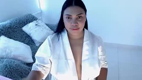 isabelateran online show from 06-26-26, 08:02