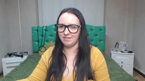 IsabelBlackberry online show from 12-16-24, 09:24