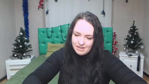 IsabelBlackberry online show from 01-10-25, 09:02