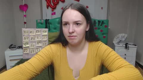 IsabelBlackberry online show from 10-08-25, 05:16