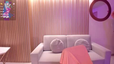 Snapshot of isabelbornner chatting on 10-08-25, 07:11 Isabel Bornner online show from 10-08-25, 07:11