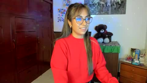 Isabella22 1 online show from 01-28-25, 04:30