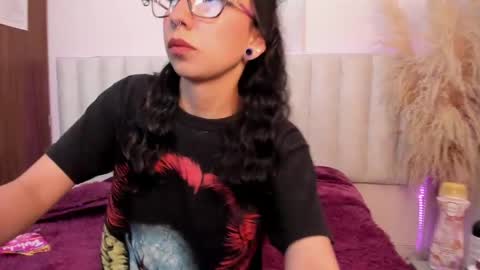 isabella_crofts online show from 05-06-26, 03:02