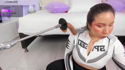 Isa online show from 01-31-25, 03:41