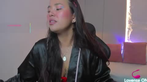 Snapshot of isabella_florez22 chatting on 07-15-26, 01:44 Isabel florez online show from 07-15-26, 01:44