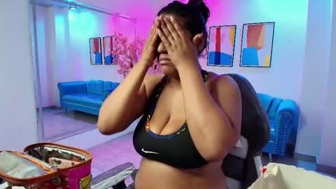 Isabella online show from 09-12-25, 03:50